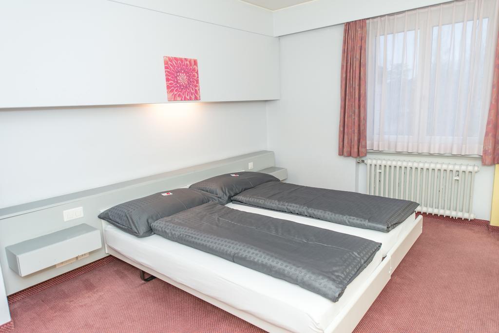 ברוג Hotel Rotes Haus מראה חיצוני תמונה