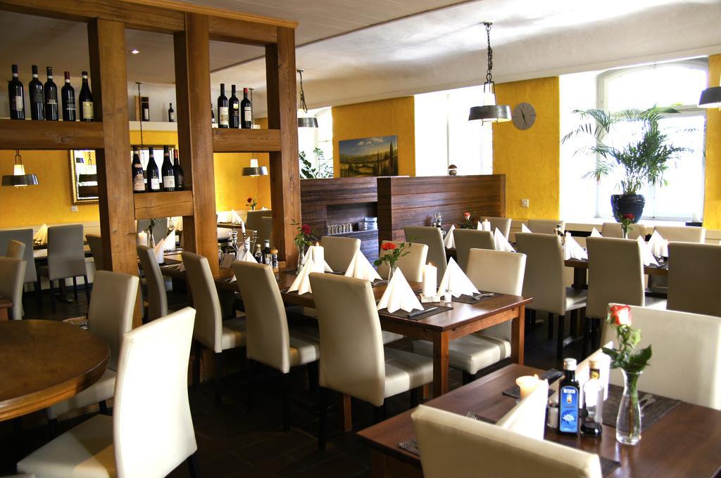 ברוג Hotel Rotes Haus מראה חיצוני תמונה