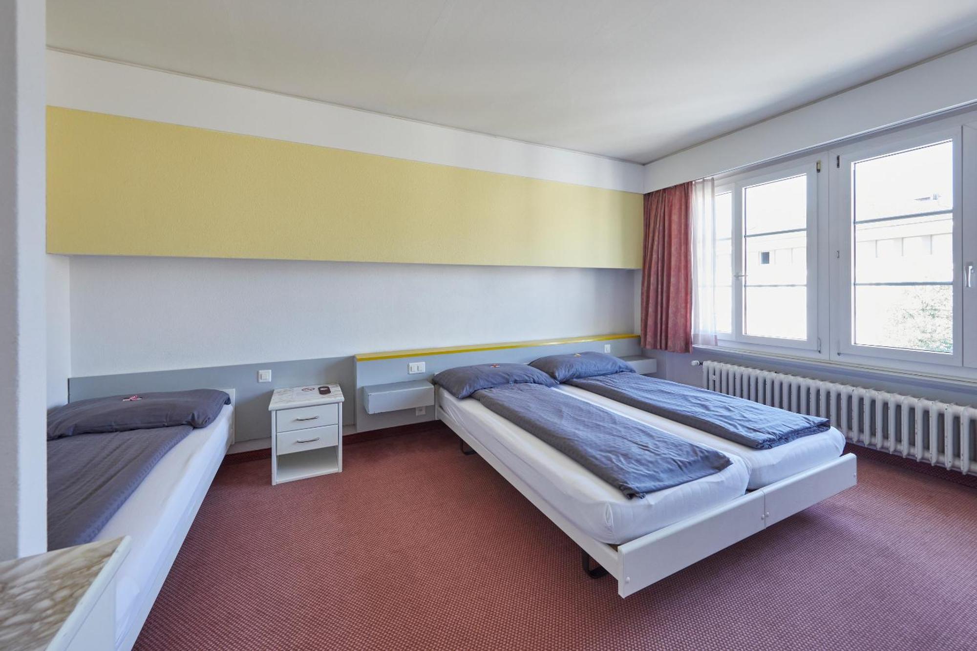 ברוג Hotel Rotes Haus מראה חיצוני תמונה